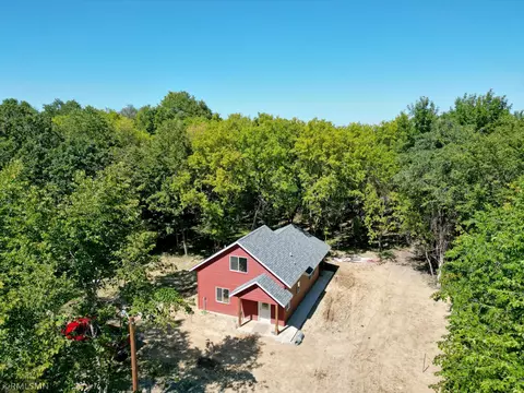 13512 53 St, Annandale, MN 55302