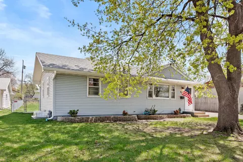 6251 6th St NE, Fridley, MN 55432