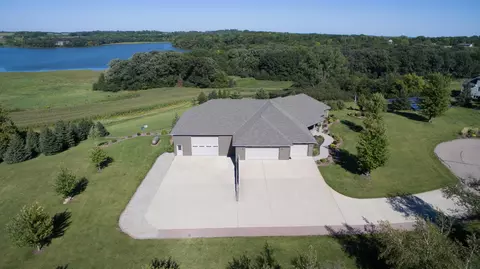22169 720th Ave, Albert Lea, MN 56007