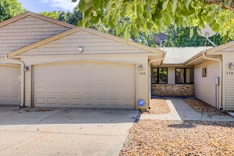154 Jerry Liefert Dr, Monticello, MN 55362