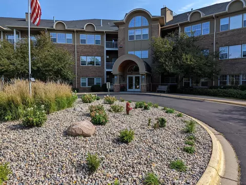 3800 85th Ave N #301, Brooklyn Park, MN 55443