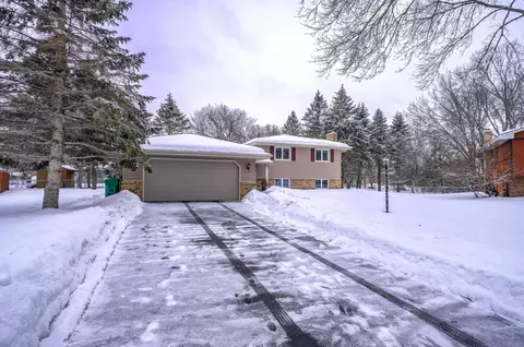 1410 105th Ave NW, Coon Rapids, MN 55433