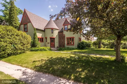 501 Holly Ave, Crookston, MN 56716