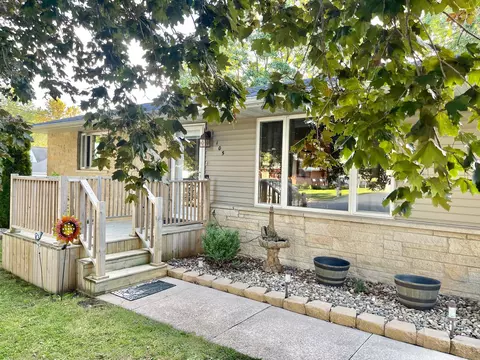 105 NW 1st St, Adams, MN 55909