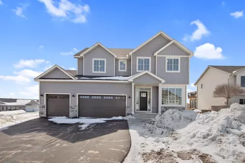 343 W Overlook Dr, Ellsworth, WI 54011
