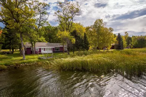 5268 County 71 NW, Hackensack, MN 56452