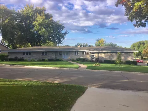318 Garden Rd, Albert Lea, MN 56007