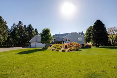 13205 4th St N, Stillwater, MN 55082