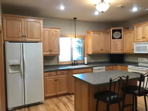 411 15th St N, Cold Spring, MN 56320 photo 3