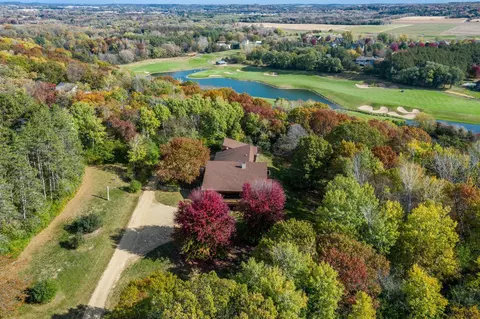 273 Turnberry Ct, Hudson, WI 54016