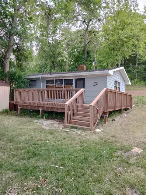 5671 Dempsey Ave SW, Waverly, MN 55390