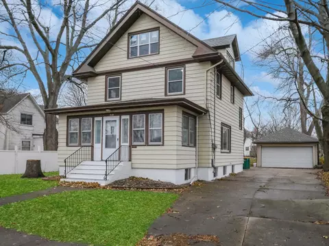 518 E 4th St, Albert Lea, MN 56007