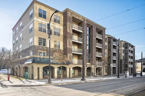 2900 University Ave SE #409, Minneapolis, MN 55414