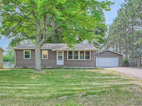 2716 Spruce Pl, White Bear Lake, MN 55110