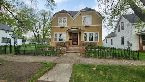 107 2nd St SW, Melrose, MN 56352