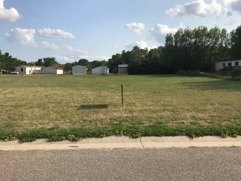 456 N 1st Ave, Miltona, MN 56354