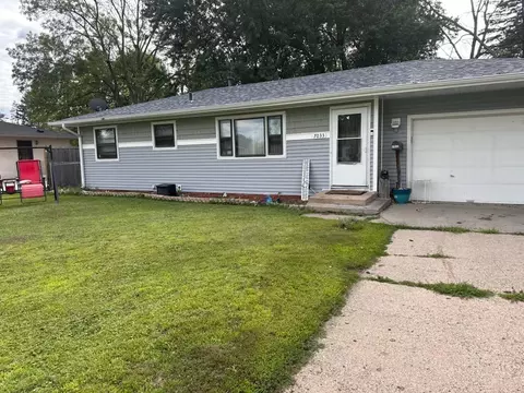 7033 Delaney Ave, Inver Grove Heights, MN 55076