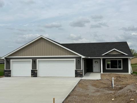 87 Meadow Ln, Cold Spring, MN 56320