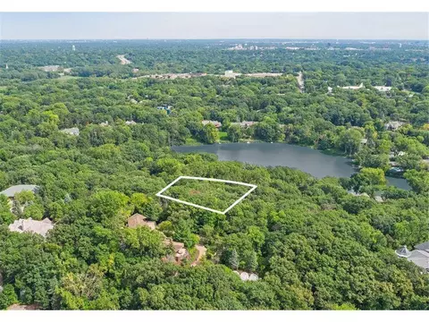 6620 Dakota Trl, Edina, MN 55439