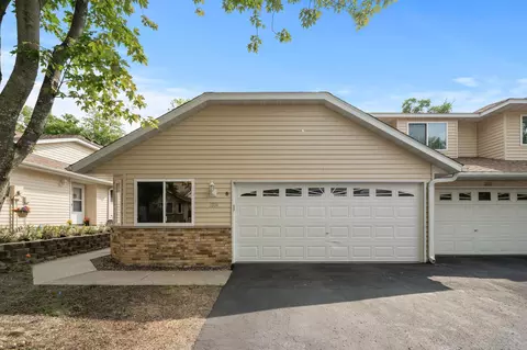 1014 18th Ave SE, Forest Lake, MN 55025