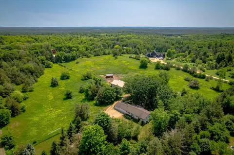 383 River Rd, Hudson, WI 54016