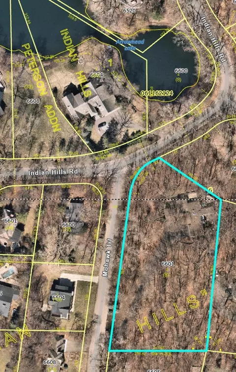 66 Nn Mohawk Trl, Edina, MN 55439