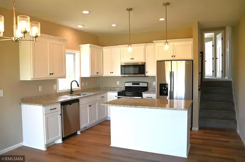 995 45th Ave N E, Saint Cloud, MN 56304 photo 3