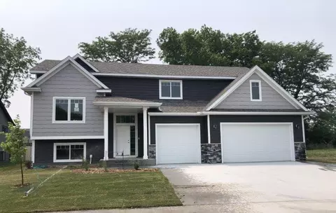 1505 14th Ave NE, Kasson, MN 55944
