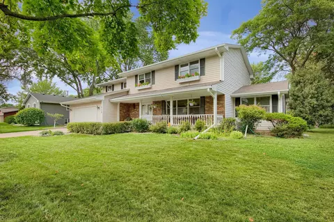 315 Transit Ave, Roseville, MN 55113
