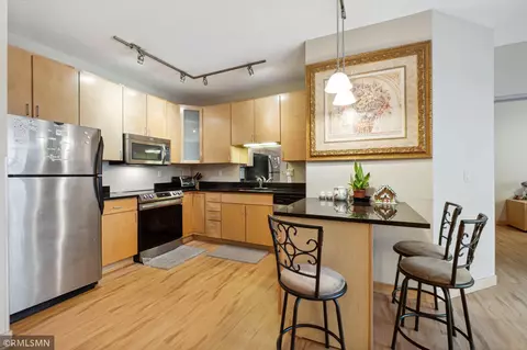 2600 University Ave SE #410, Minneapolis, MN 55414