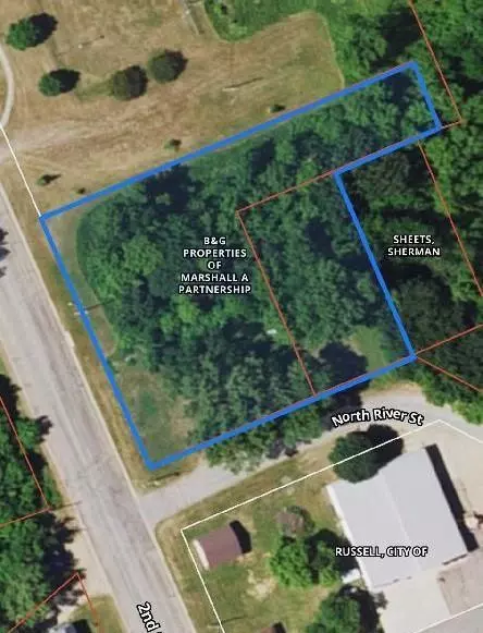 101 River St, Russell, MN 56169