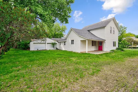 201 S Park St, Saint Clair, MN 56080
