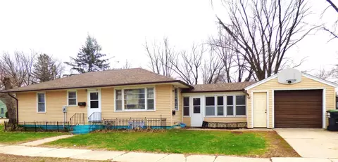 1208 5th Ave NE, Austin, MN 55912
