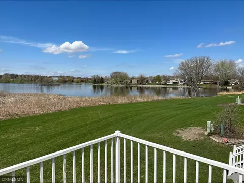 382 School Rd S, Hutchinson, MN 55350