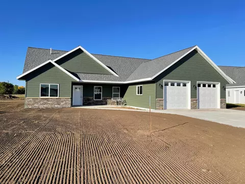 718 11th St NW, Perham, MN 56573