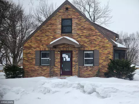 116 E Clinton St, Arlington, MN 55307