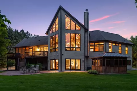 13650 Townline Ave, Shakopee, MN 55379