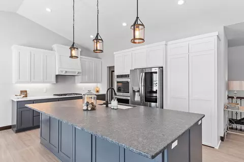 22146 Johnson St NW, Elk River, MN 55330