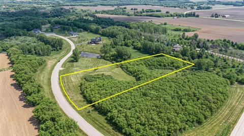 2804 Serenity Ln NE, Rochester, MN 55906