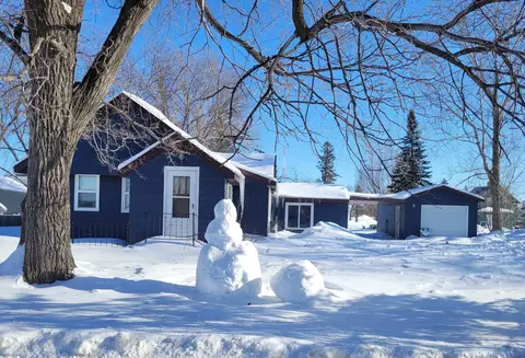 1216 Main Ave N, Thief River Falls, MN 56701