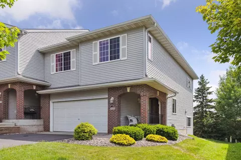 3320 Glynwater Trl NW, Prior Lake, MN 55372