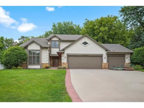 13509 James Ave S, Burnsville, MN 55337