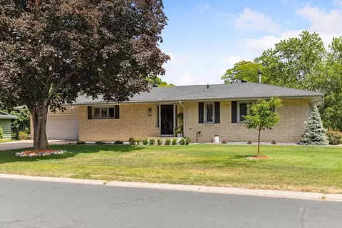 9665 Washburn Ave S, Bloomington, MN 55431