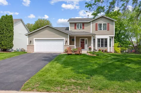 8887 Danton Way, Eden Prairie, MN 55347