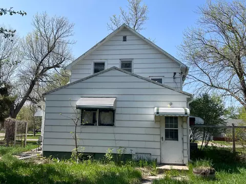 402 E 9th St, Morris, MN 56267 photo 36