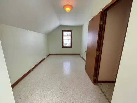 402 E 9th St, Morris, MN 56267 photo 17