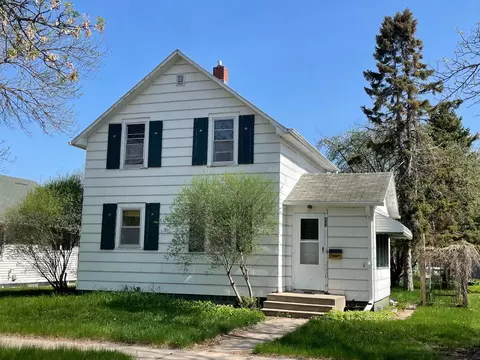 402 E 9th St, Morris, MN 56267 photo 3