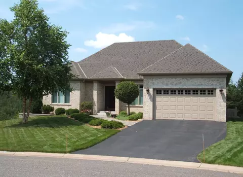 23 Ashbury Ct, Hudson, WI 54016