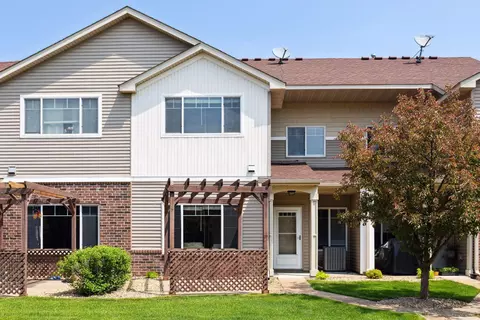 178 Shetland Ln, Lino Lakes, MN 55014