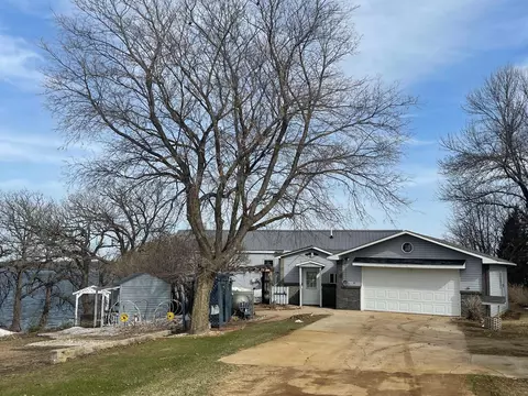 120 Pleasant View Rd, Slayton, MN 56172